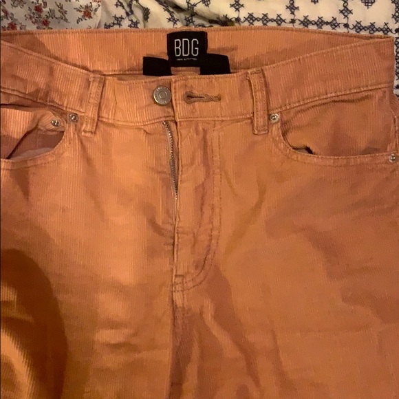Urban cargo peach pants - Picture 2 of 4